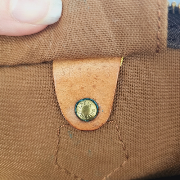 Louis Vuitton Speedy 35 - Picture 17 of 17